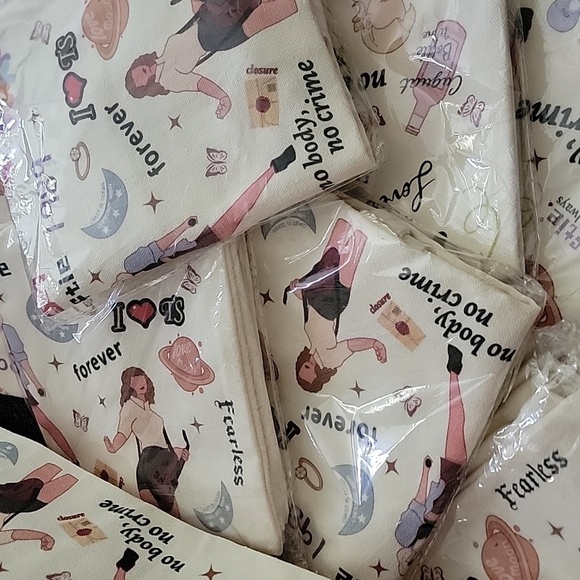 TAYLOR SWIFT CANVAS TOTE 14.5X12.5 - Picture 5 of 5